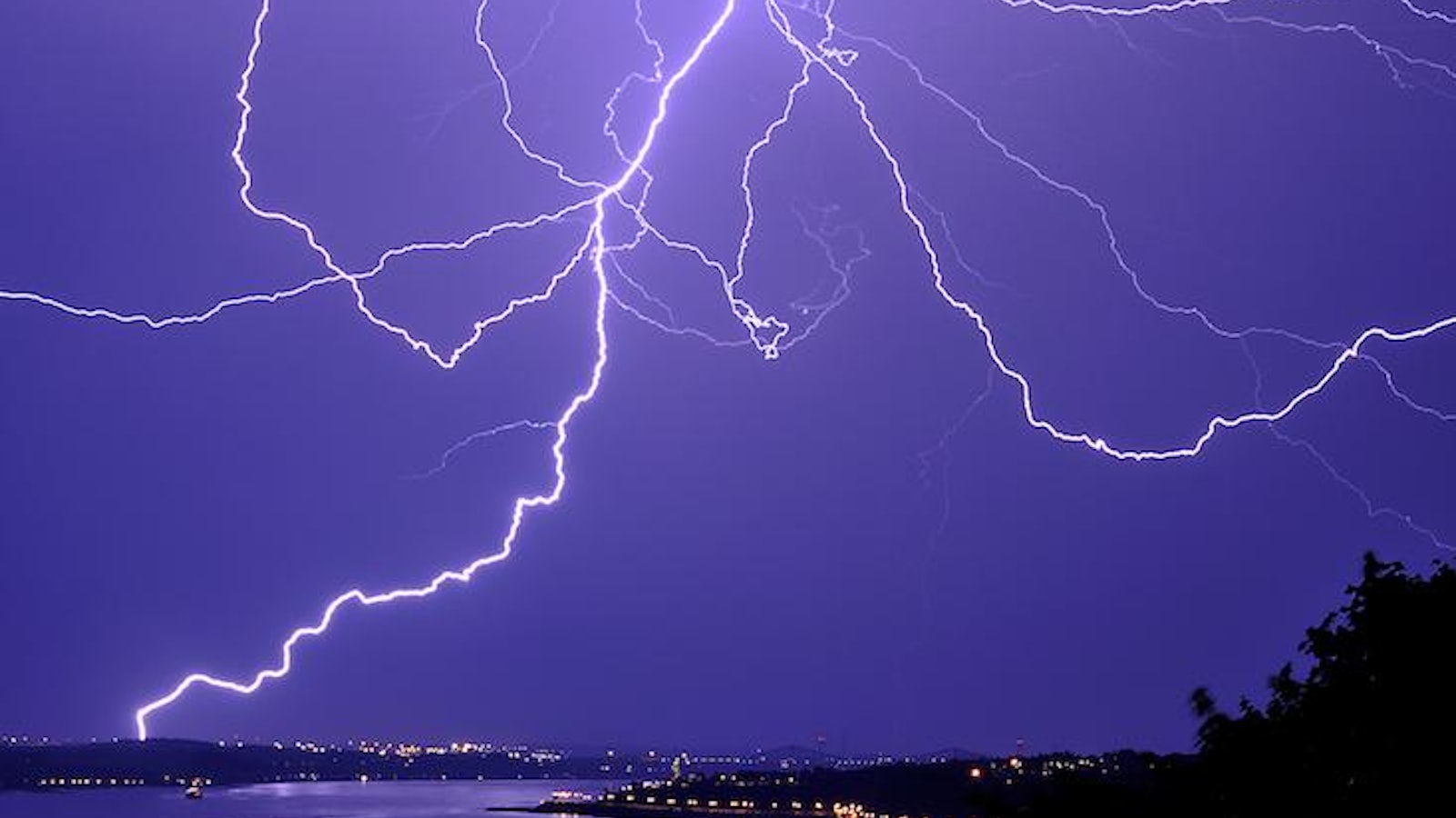 Lightning Quebec_HERO